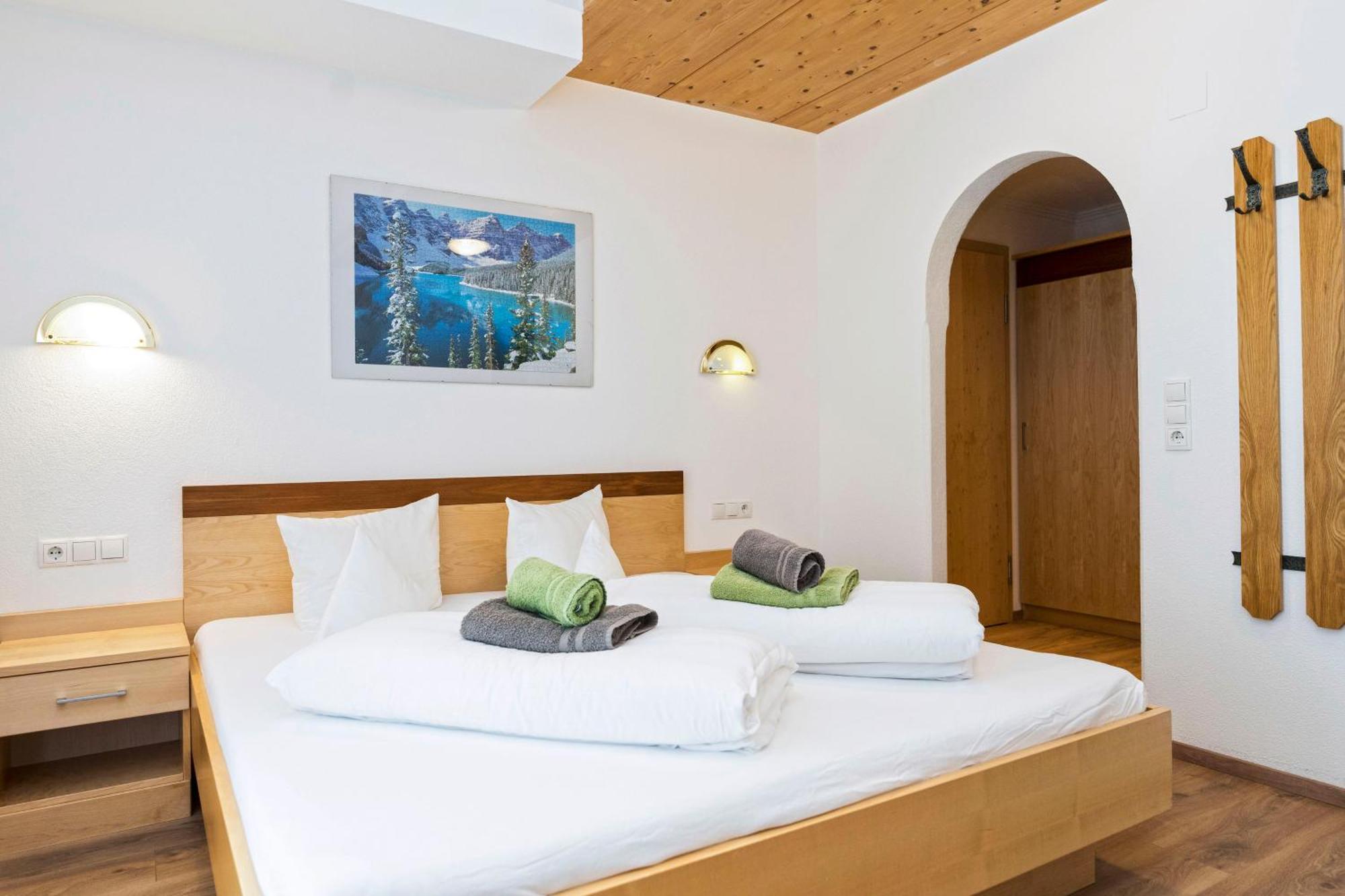 Hotel Garni Siegele - Inklusive Silvretta-Card Premium Ischgl Eksteriør bilde