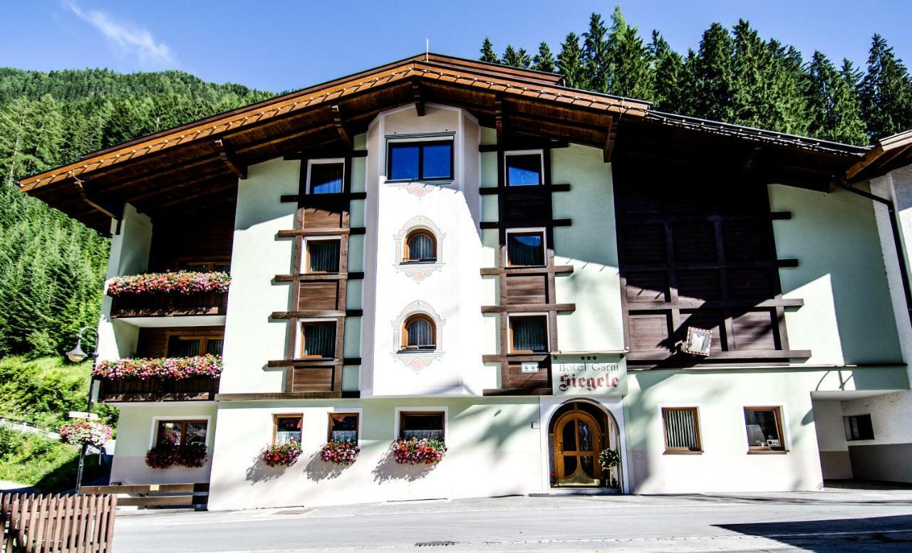 Hotel Garni Siegele - Inklusive Silvretta-Card Premium Ischgl Eksteriør bilde