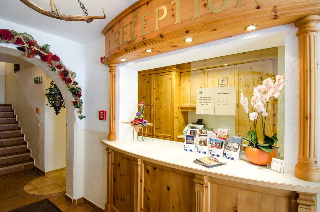 Hotel Garni Siegele - Inklusive Silvretta-Card Premium Ischgl Eksteriør bilde